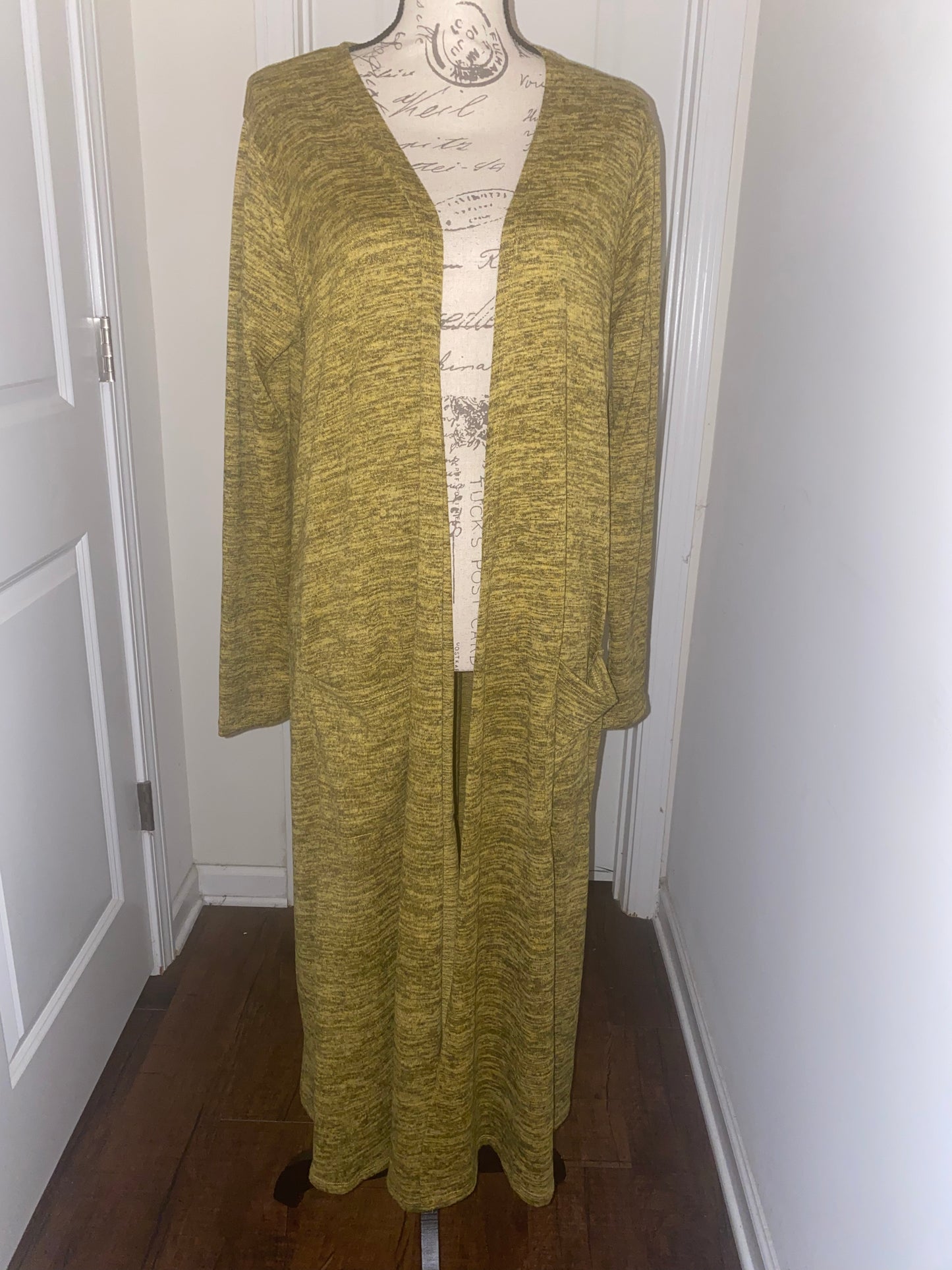 Women’s Yellow/Black Duster Size L